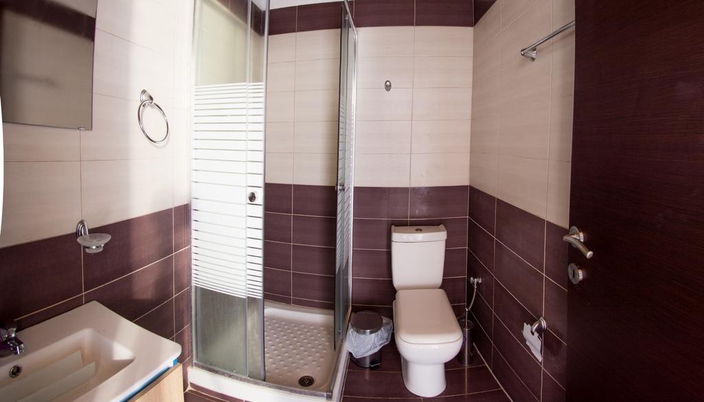 סארטי Theano Apartments מראה חיצוני תמונה