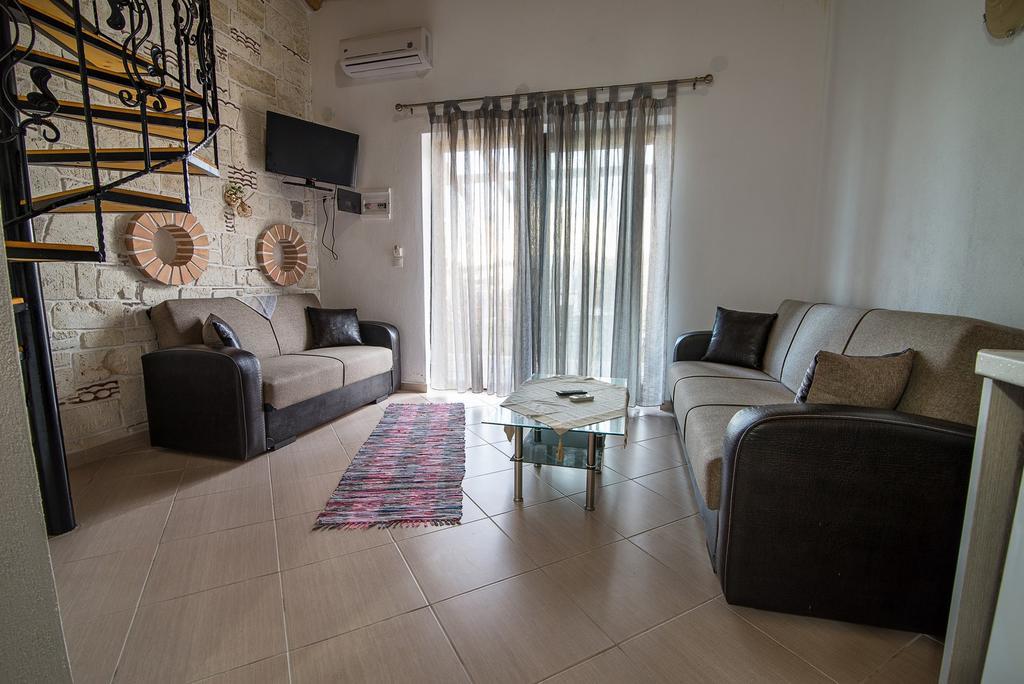 סארטי Theano Apartments מראה חיצוני תמונה