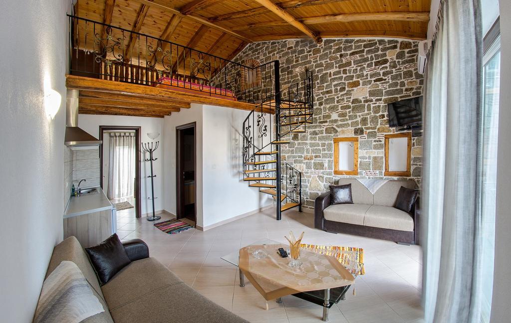 סארטי Theano Apartments מראה חיצוני תמונה